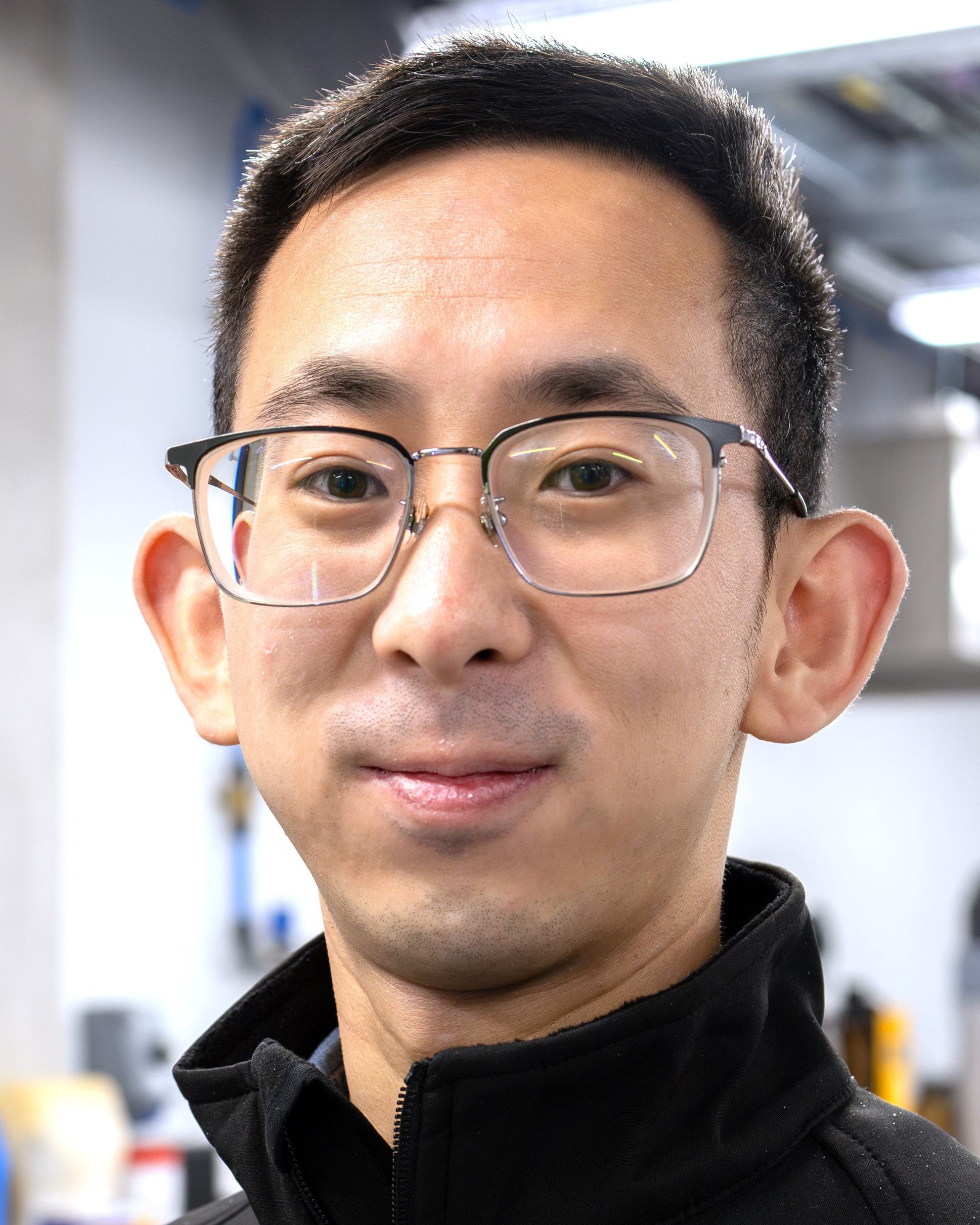 Yongxue Chen headshot
